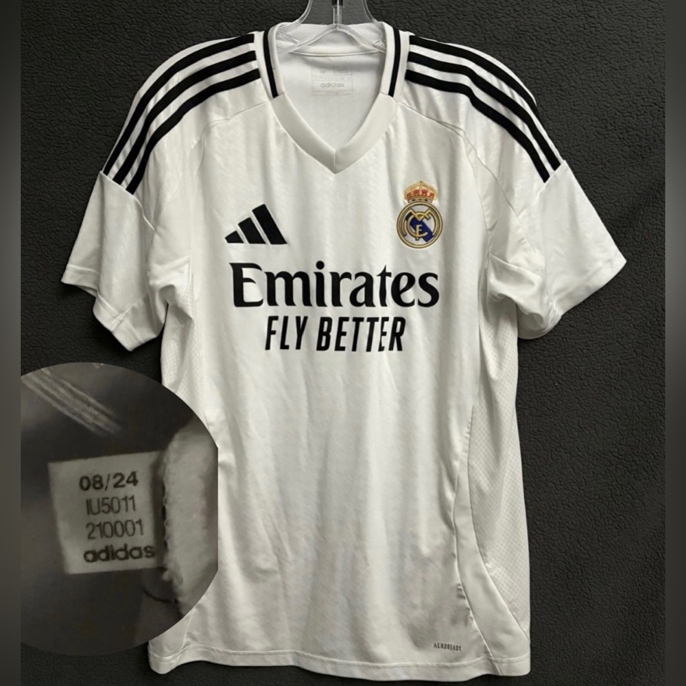 Men’s Authentic Adidas Real Madrid CF 2024/25 Home Jersey Size M